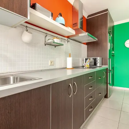 Canteras - 2bdr + Wifi + Balcony Apartment *