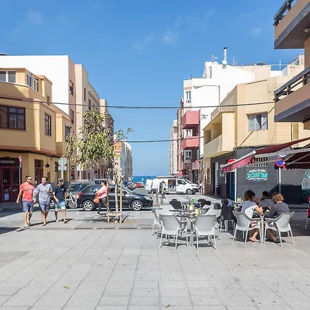 Apartment Canteras - 2bdr + Wifi + Balcony Las Palmas de Gran Canaria